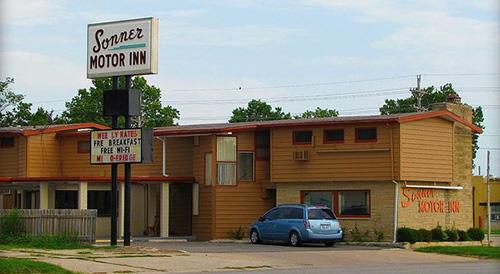 Sonner Motor Inn