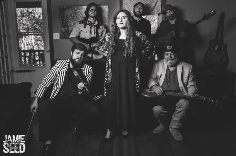 Opal Agafia and the Sweet Nothings in Concert